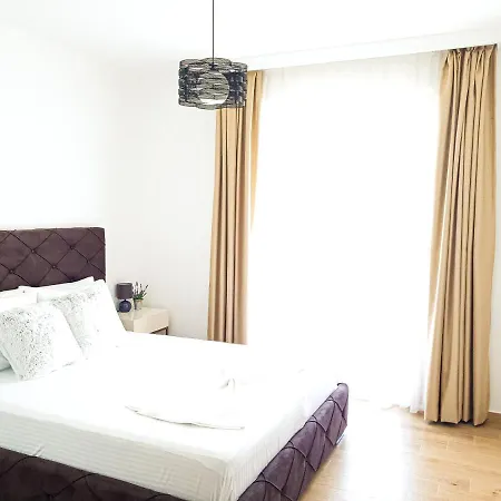 Lacasa Apartments & Restaurant Ulcinj Exterior photo