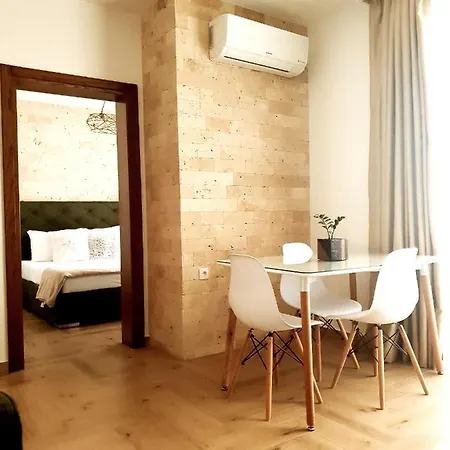 Lacasa Apartments & Restaurant Ulcinj Exterior photo