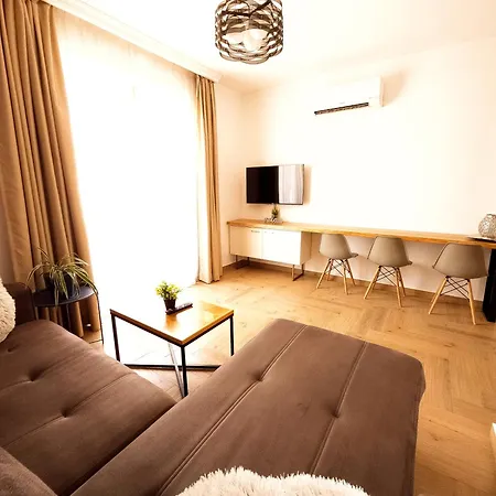 Lacasa Apartments & Restaurant Ulcinj Exterior photo