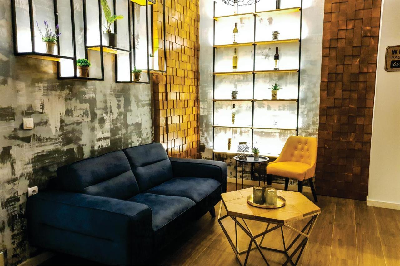 Lacasa & Restaurant