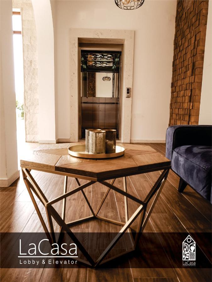 Lacasa & Restaurant Ulcinj
